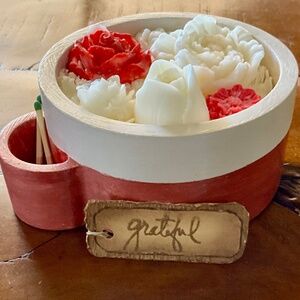 Custom 100% Soy Wax 3 Wick Floral Vanilla Spice Holder with match holder